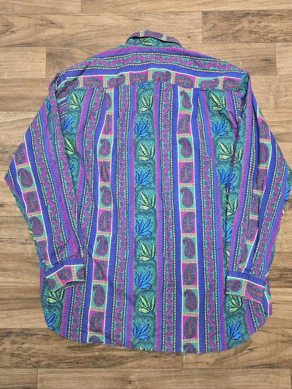Vintage Nautica Mens Shirt Vibrant Multi-colored Paisley Sz XL - Picture 3 of 7